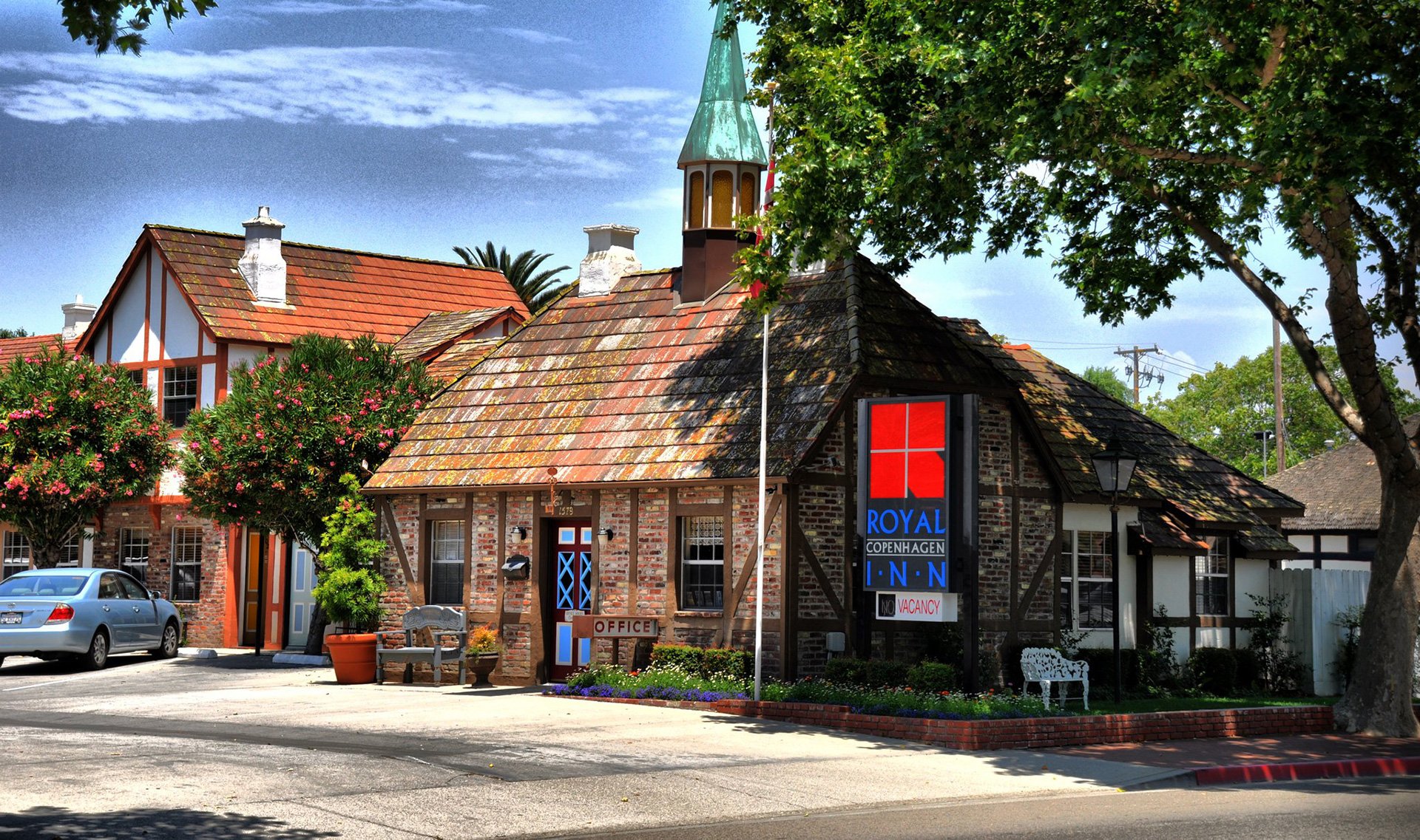 Royal Copenhagen Inn