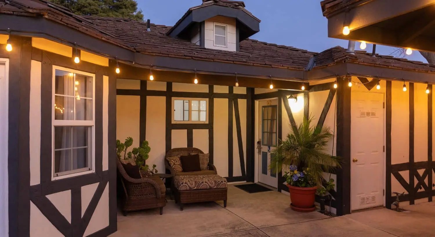 Solvang Inn & Cottages